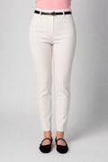 Pantalón blanco recto con cinturón