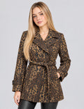 Abrigo animal print con jareta en cintura