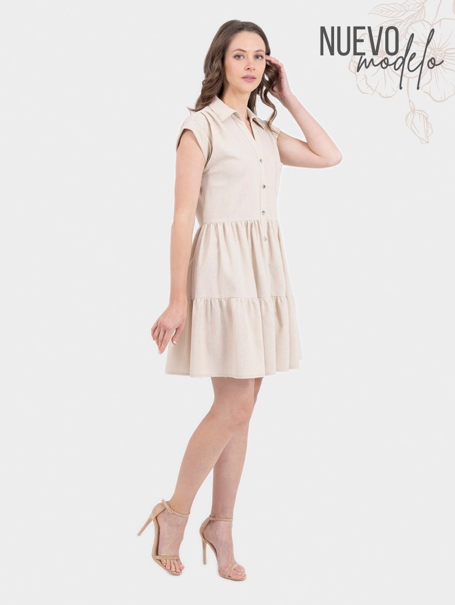 Vestido midi con abertura en la pierna