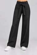 Pantalón negro de talle alto
