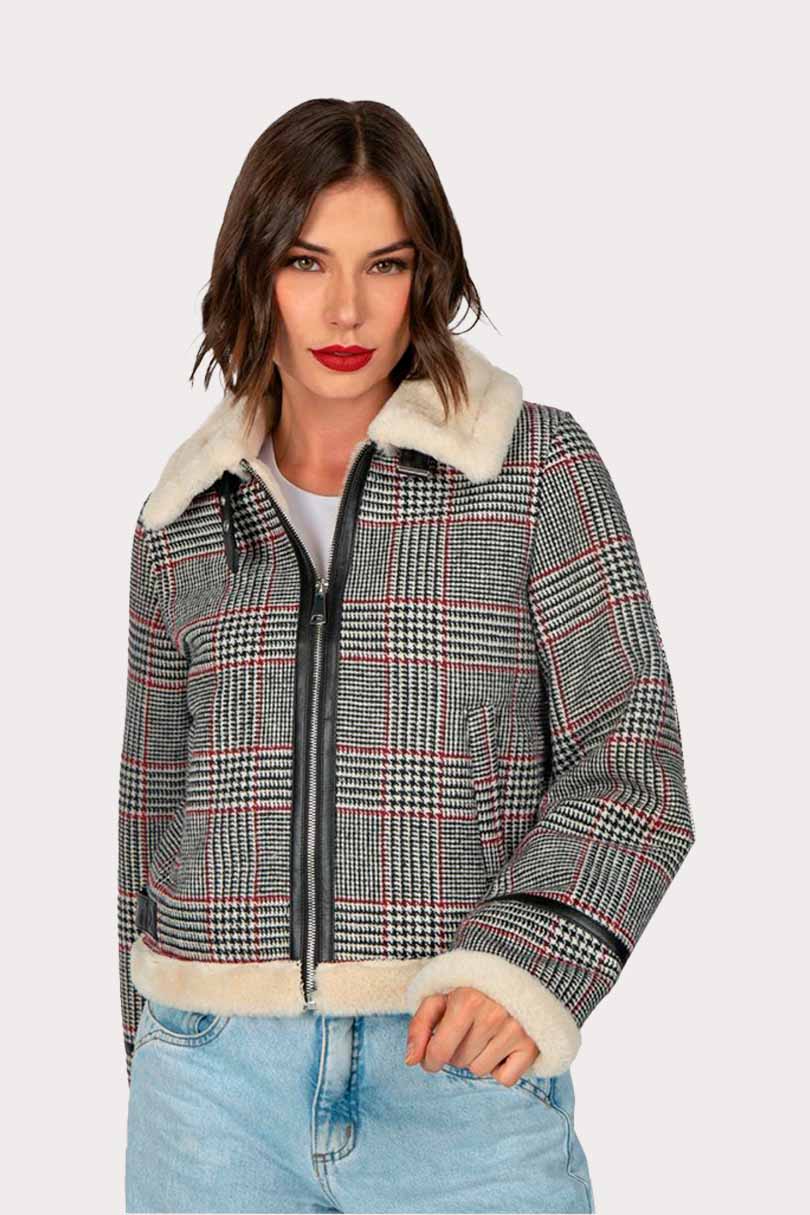 Chamarra gris con borrega corta