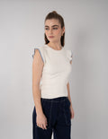 Blusa lisa (disponible en azul y blanco)