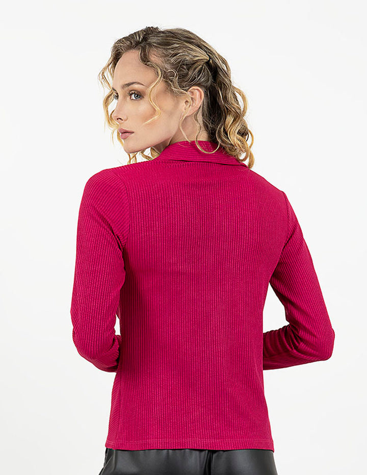 Blusa fiusha de Rib texturizada con detalle de nudo en delantero