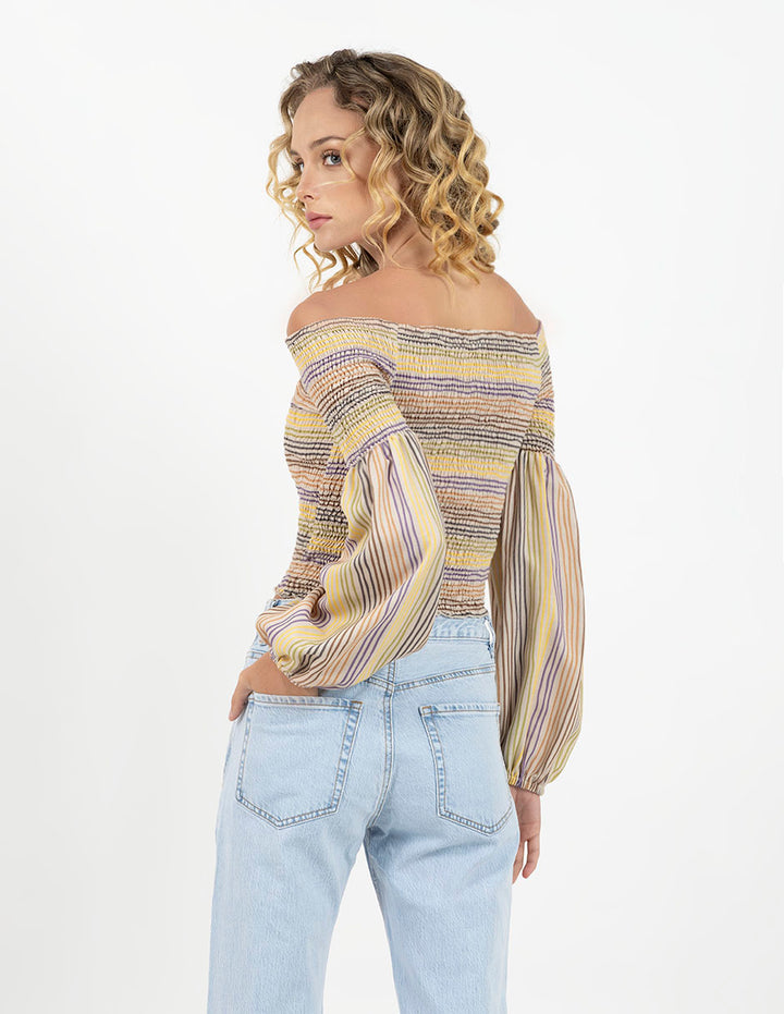 Blusa multicolor estilo crop