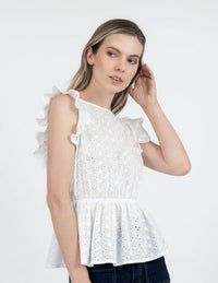 Blusa blanca con bordado