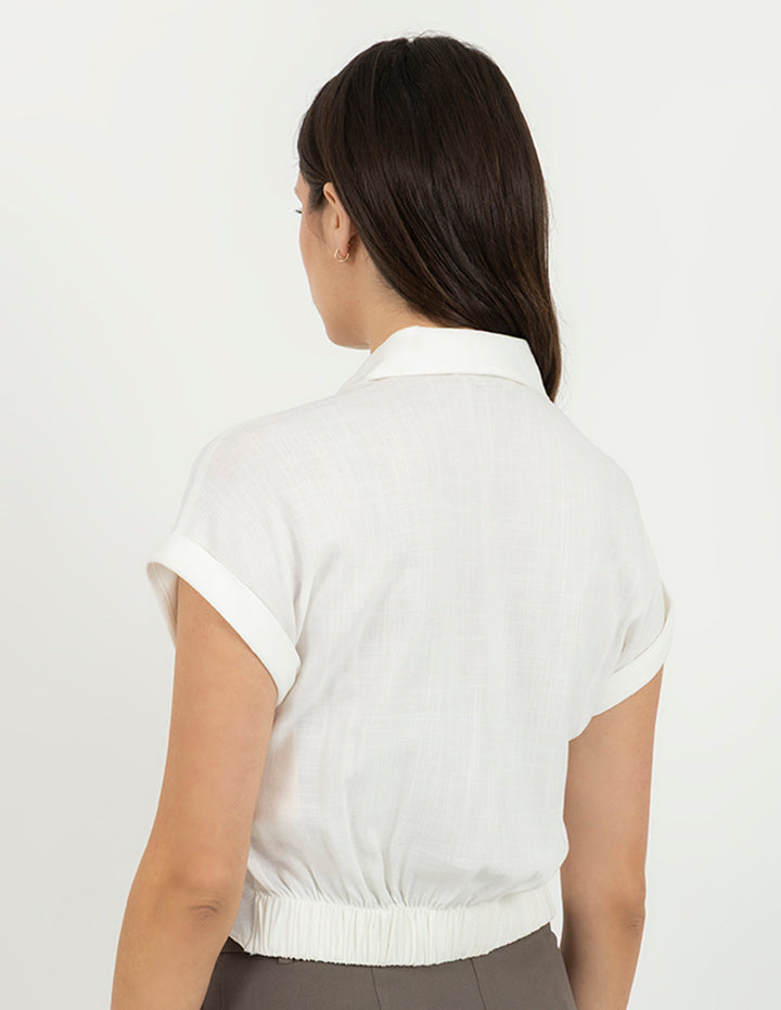 Blusa blanca manga corta con botones