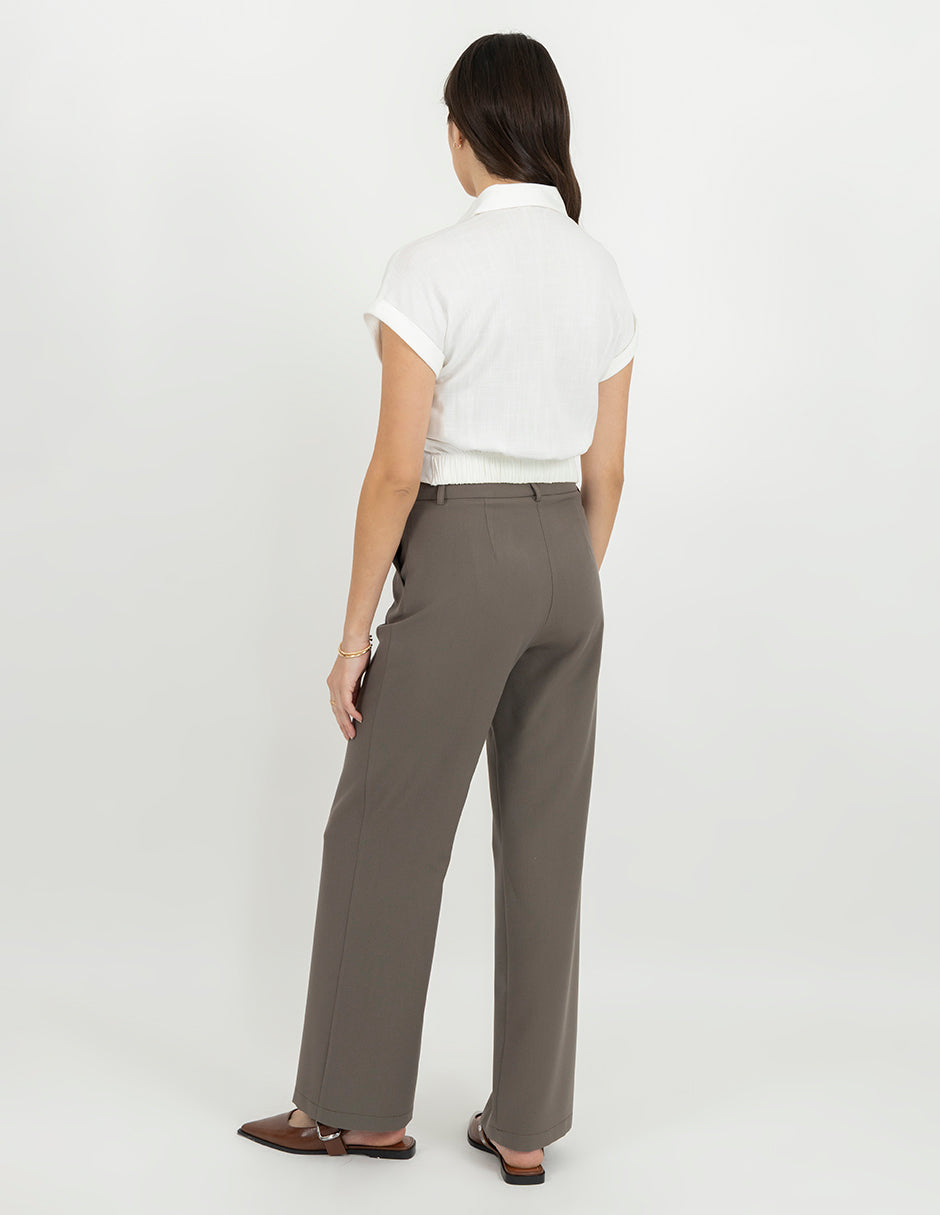 Pantalón de vestir café a la cintura