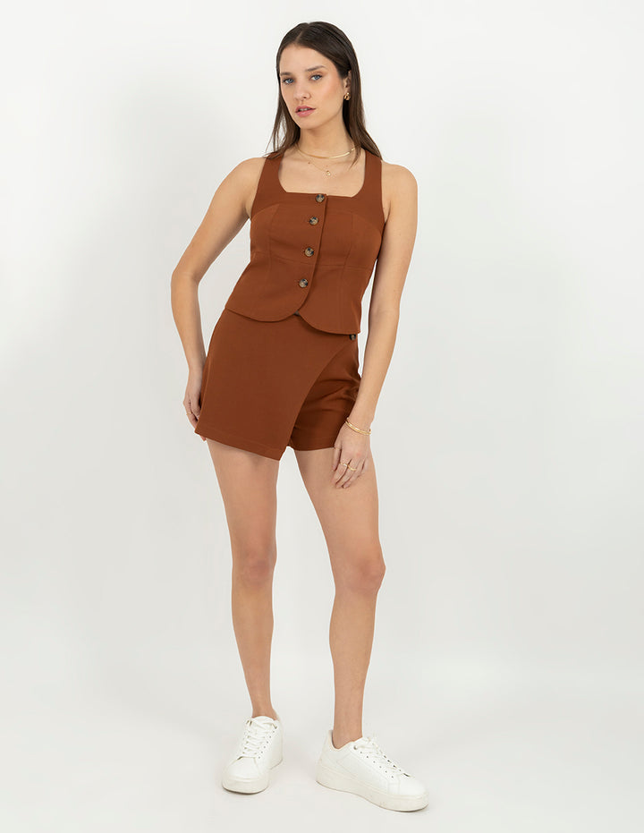 Blusa de tirantes café estilo fit