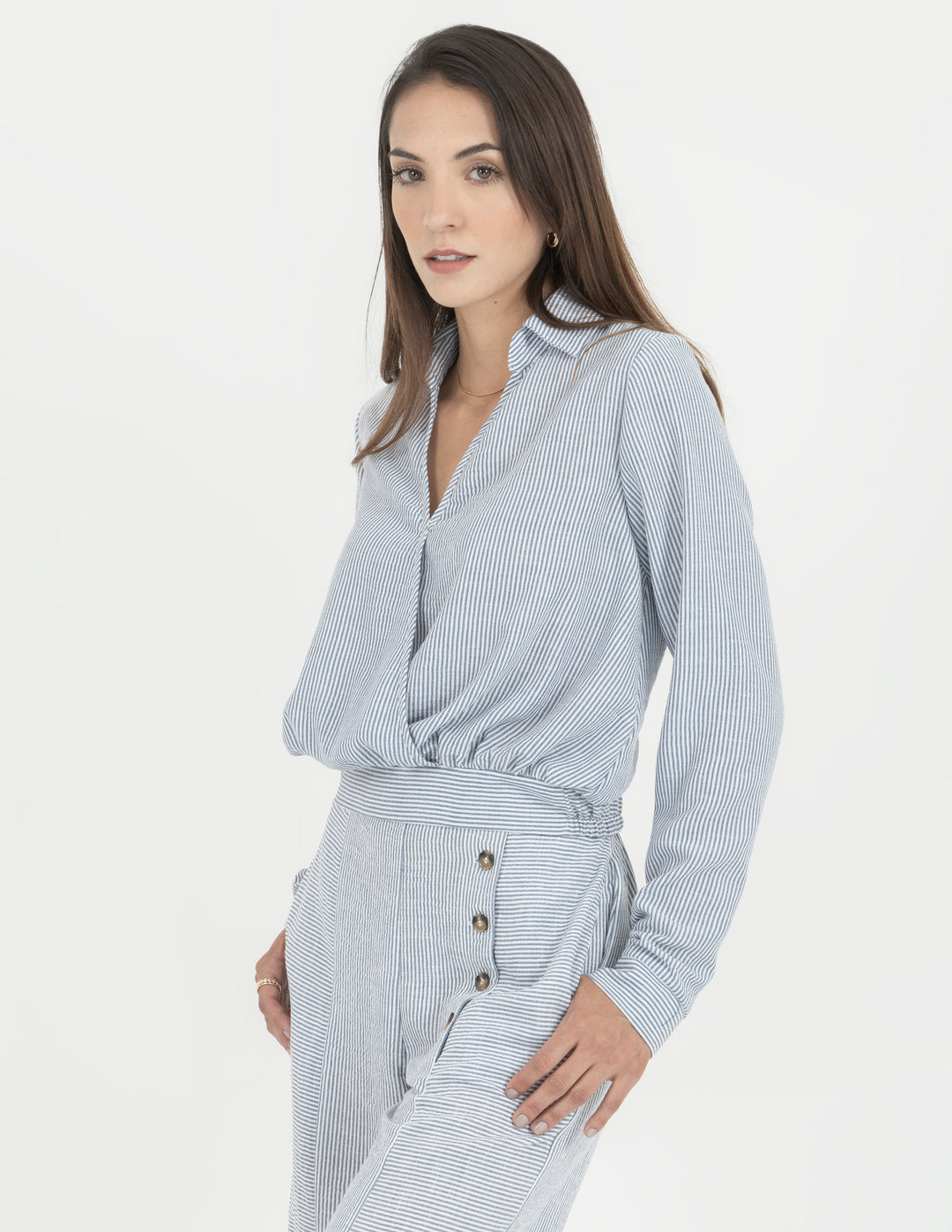 Blusa azul de manga larga