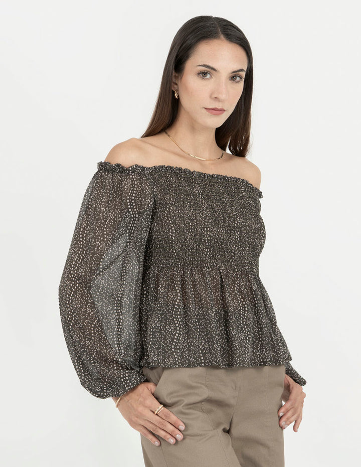 Blusa de mesh manga larga off shoulders