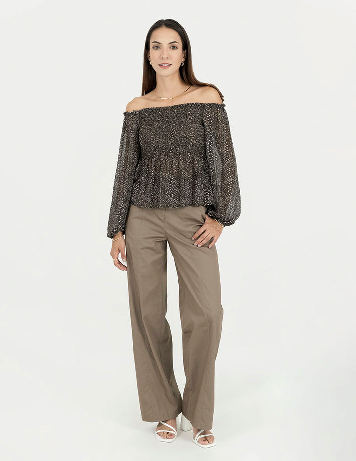 Blusa de mesh manga larga off shoulders