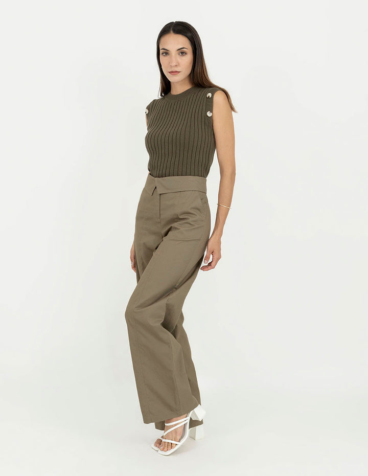 Pantalón verde con talle a la cintura