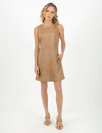 Vestido beige corto sin mangas