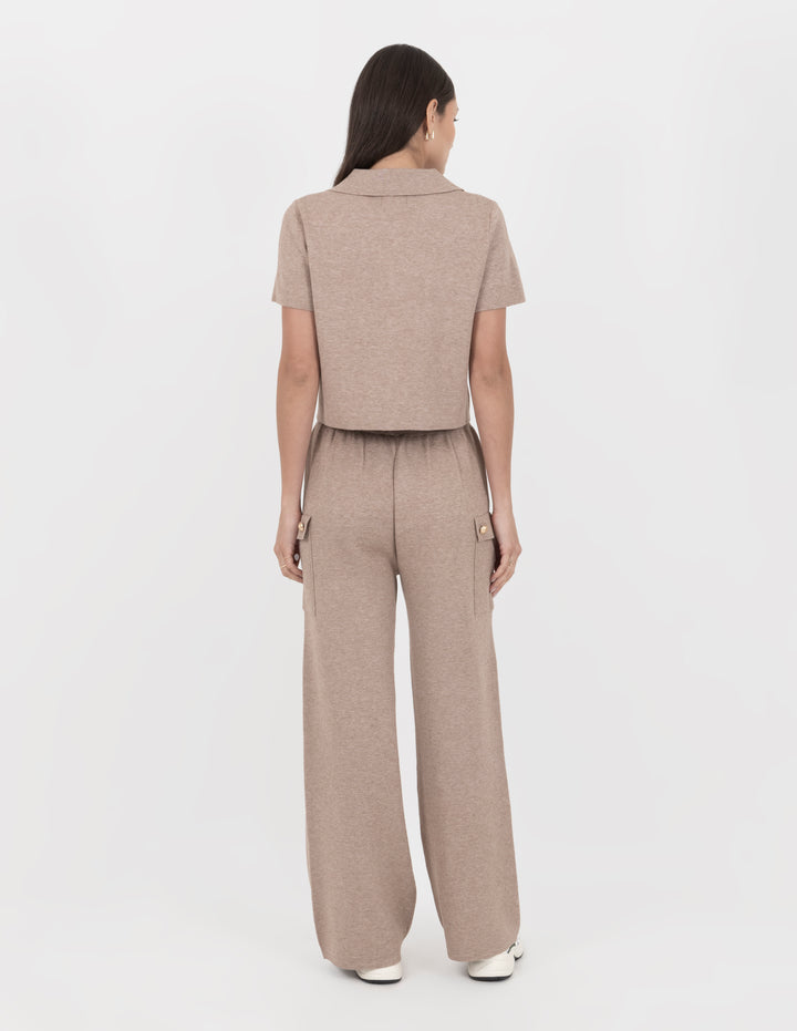 Pantalón beige (Conjunto)