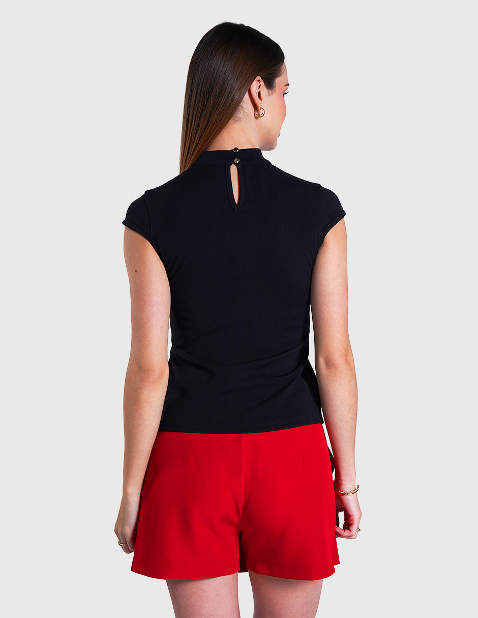 Blusa de cuello alto y manga corta (disponible en rojo y negro)