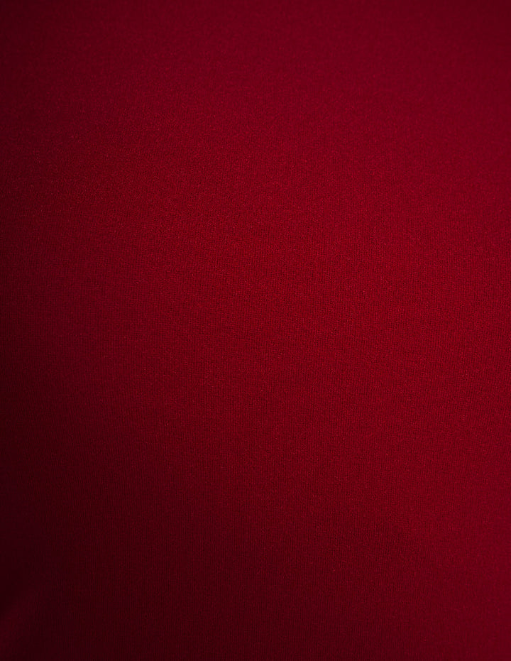 Blusa de cuello alto y manga corta (disponible en rojo y negro)