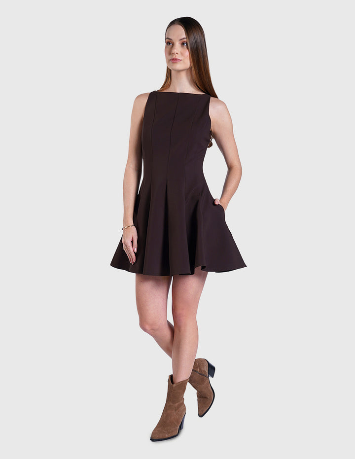 Vestido café línea A sin mangas