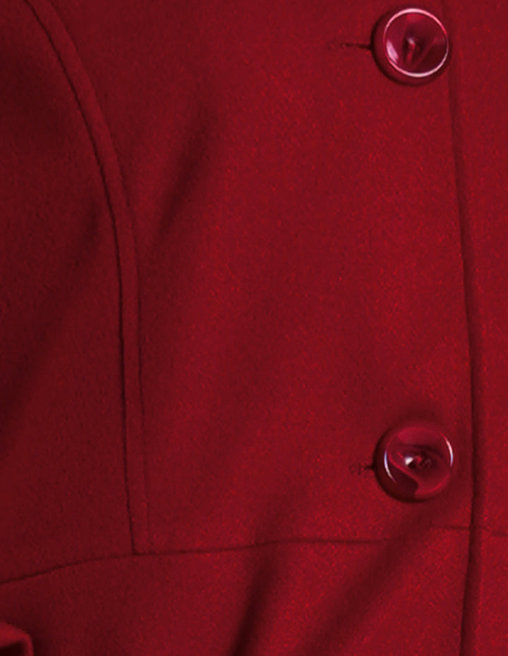Abrigo rojo con bolsillos