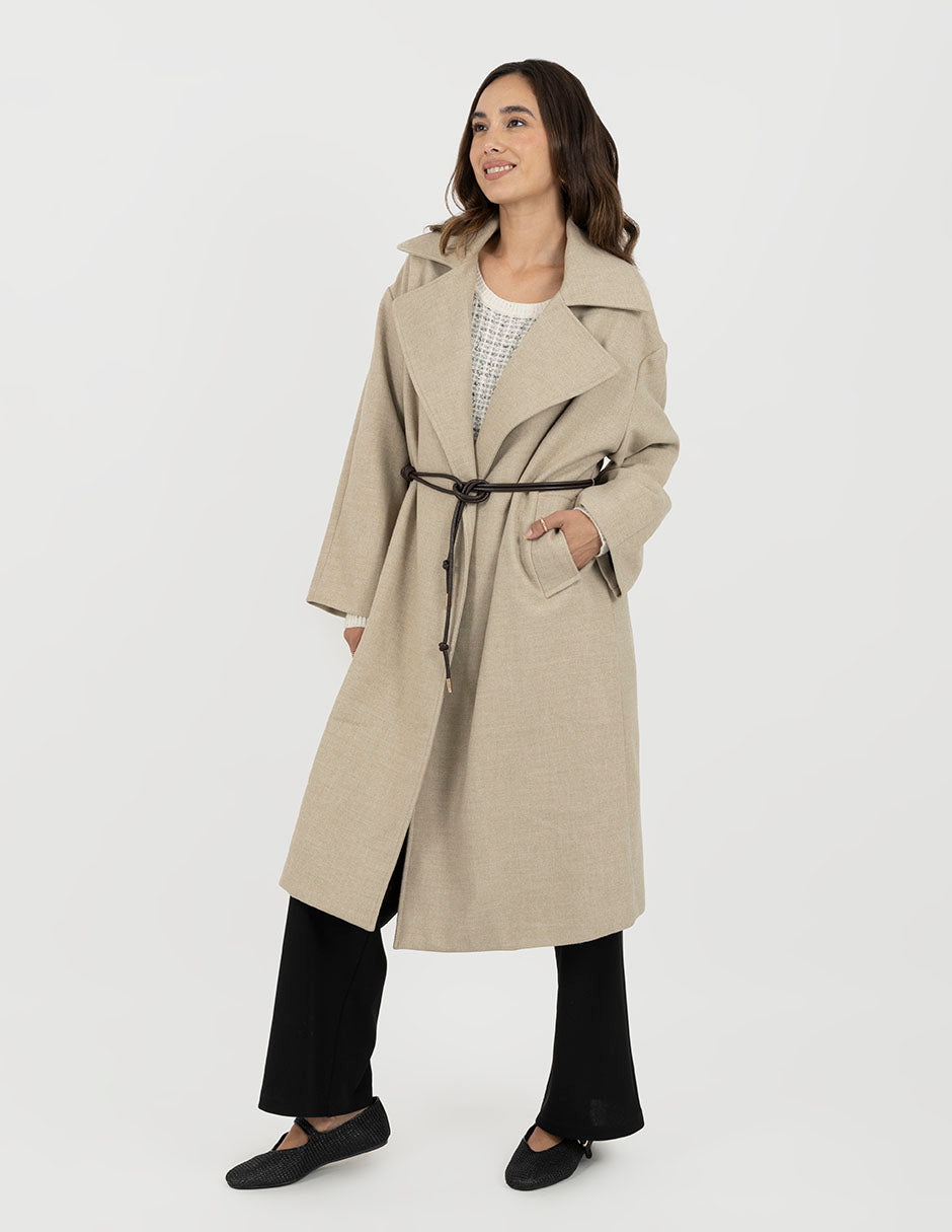 Abrigo beige  largo con jareta en la cintura