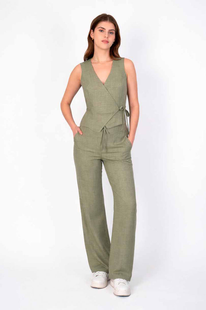 Blusa tipo chaleco ajustable (Conjunto)