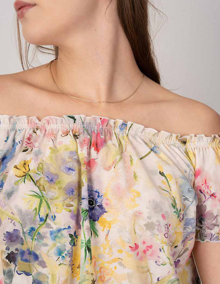 Blusa estampada off shoulders