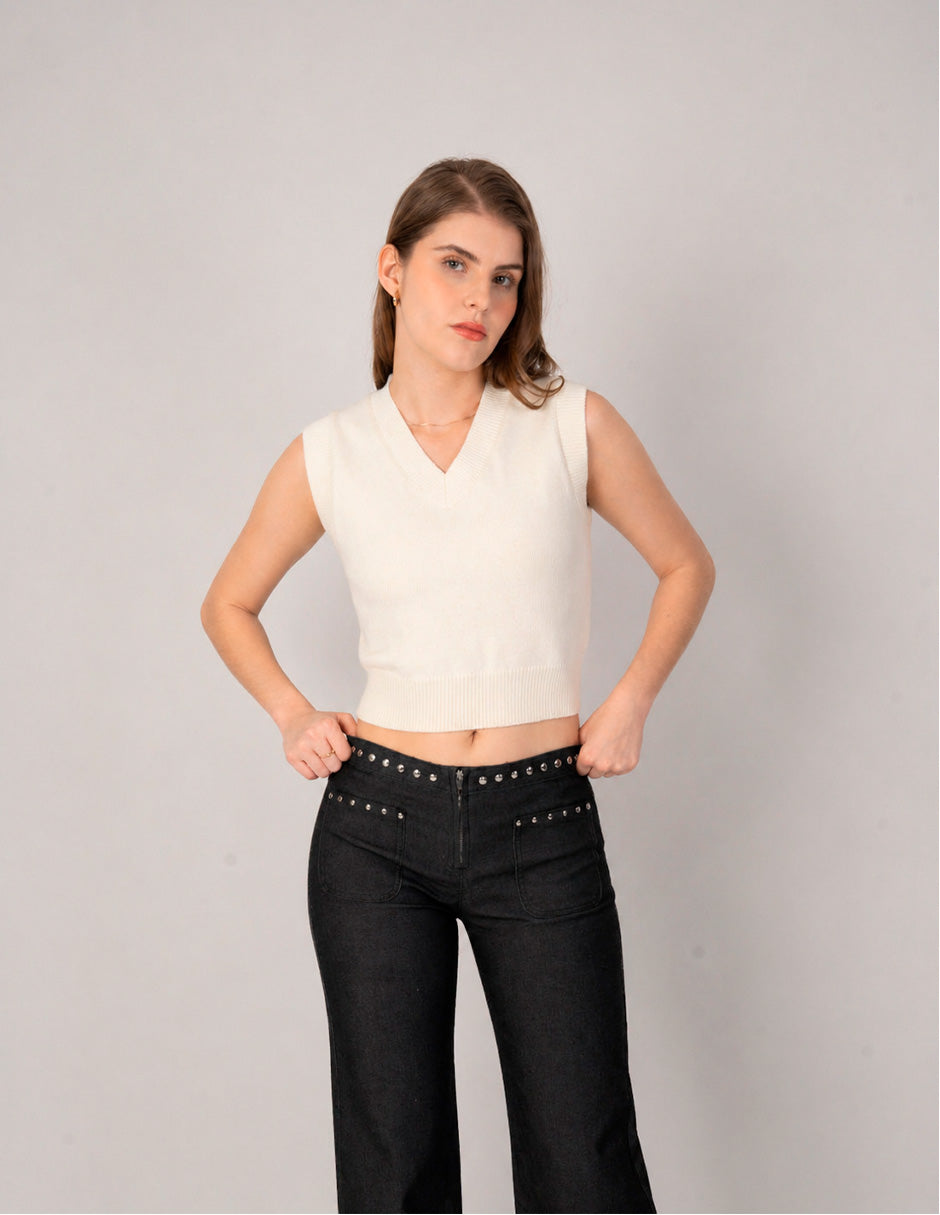 Blusa tipo top ivory con cuello V