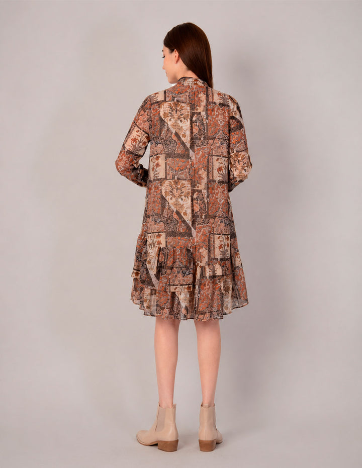 Vestido corto de manga larga estampado