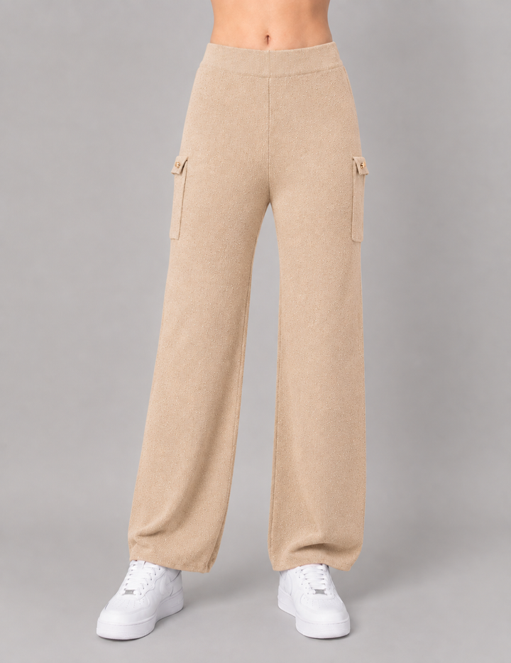 Pantalón beige de tejido de punto (Conjunto)