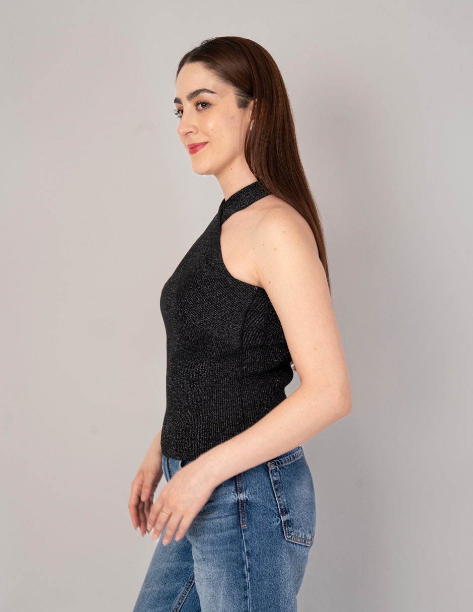 Blusa negra halter con brillos