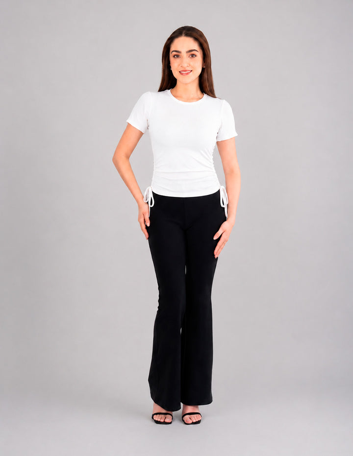 Blusa manga corta con diseño en laterales (disponible en ivory / beige)