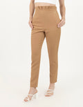 Pantalón beige con smock en cintura