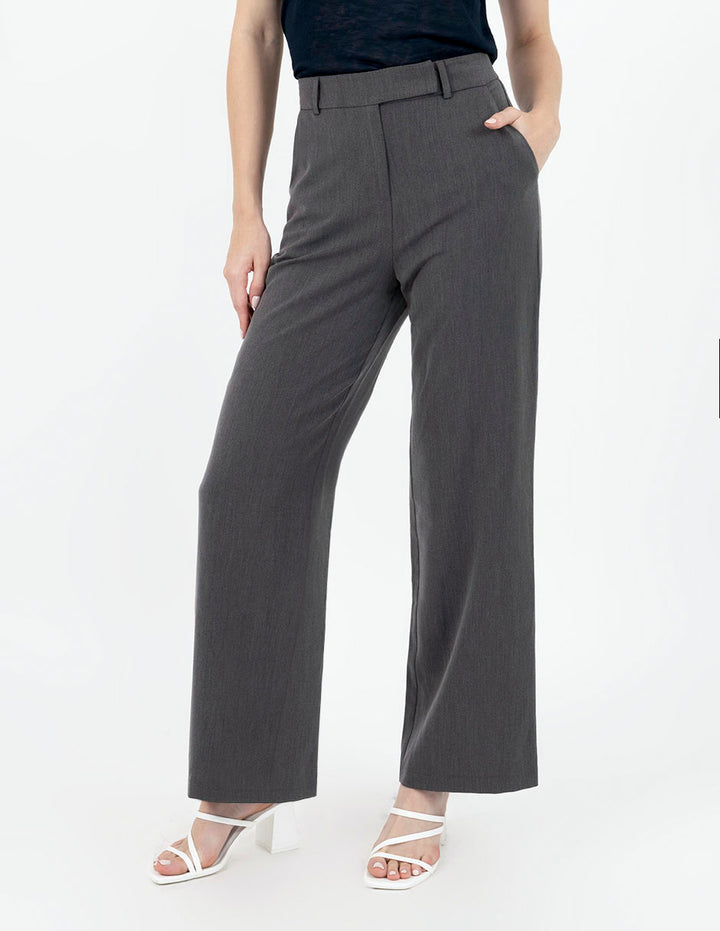 Pantalón de vestir básico gris jaspe con detalle de cruce