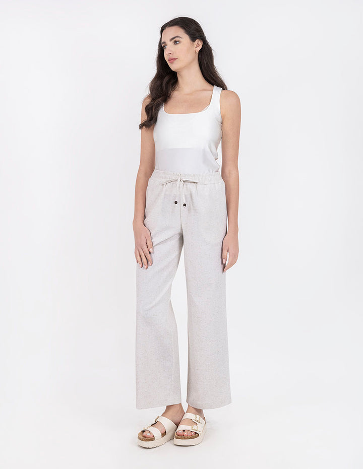 Pantalón ivory relajado con textura tipo lino