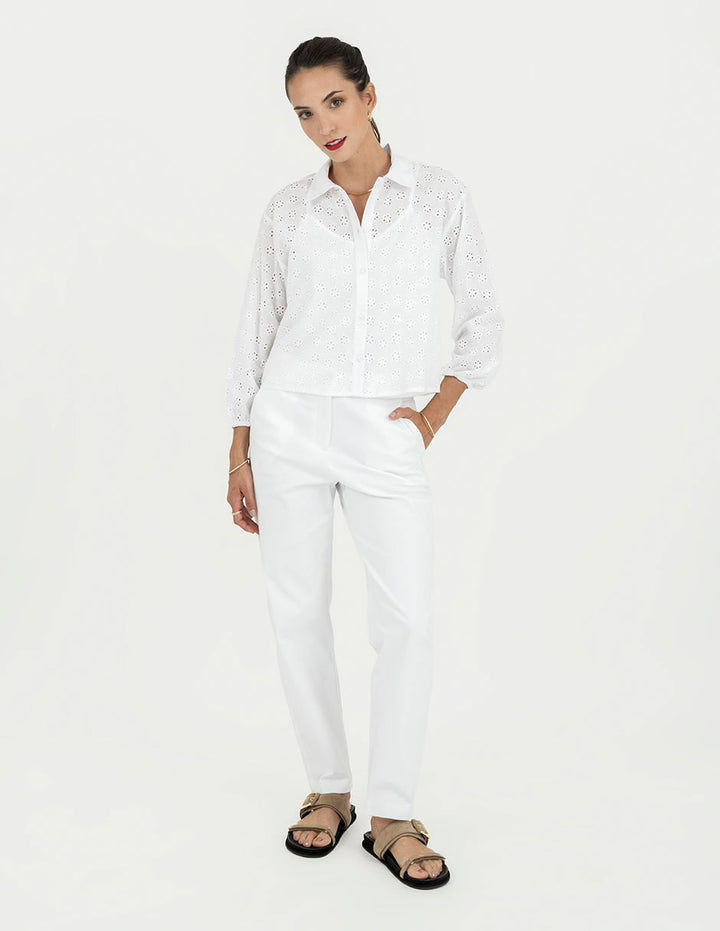 Blusa camisera ivory corta de encaje 100% algodón