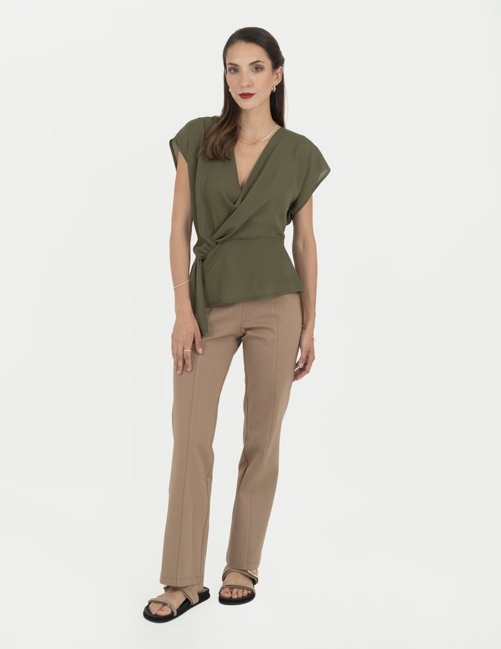Pantalón  camel de tejido de punto