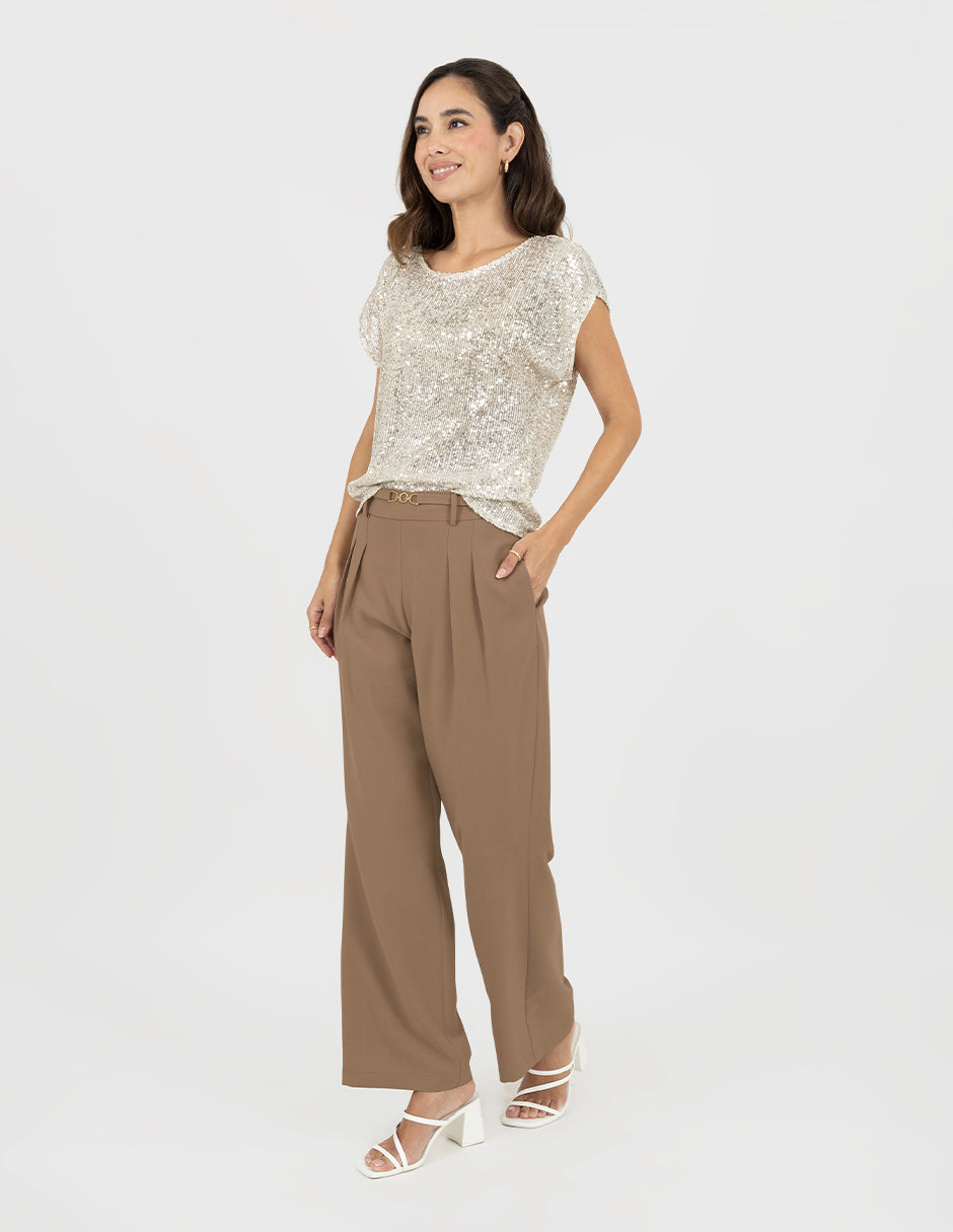Pantalón de vestir con detella de hebilla (disponible en beige y chocolate)