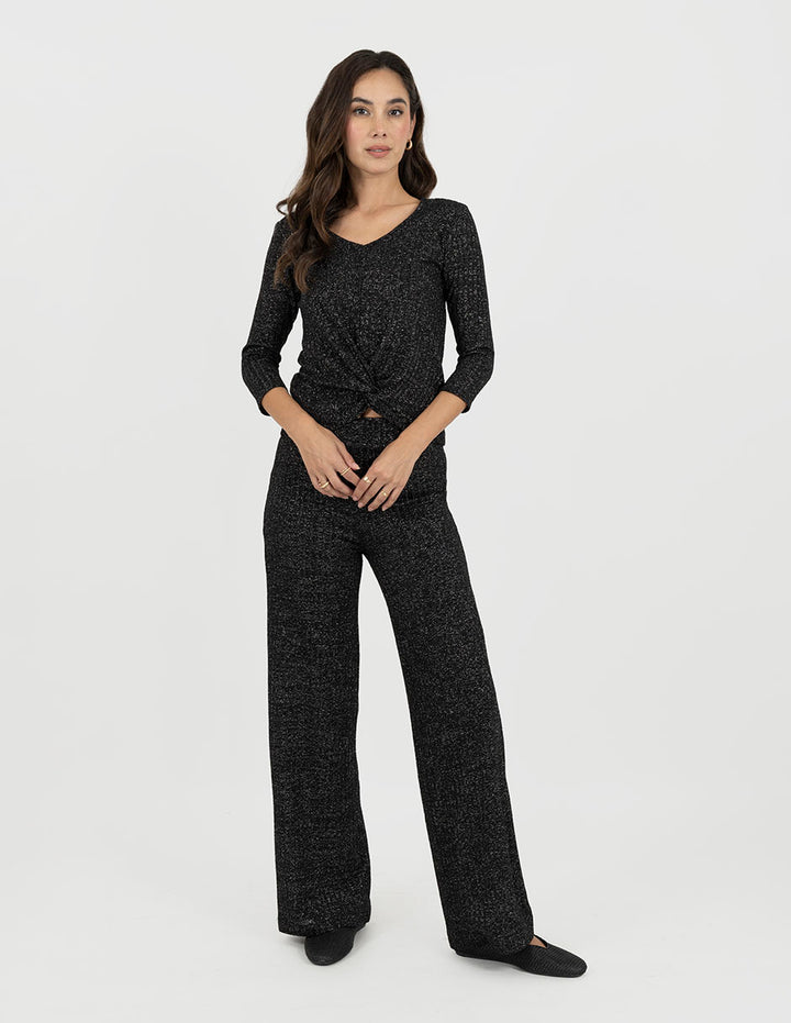 Pantalón negro con talle a la cintura y brillos (Conjunto)