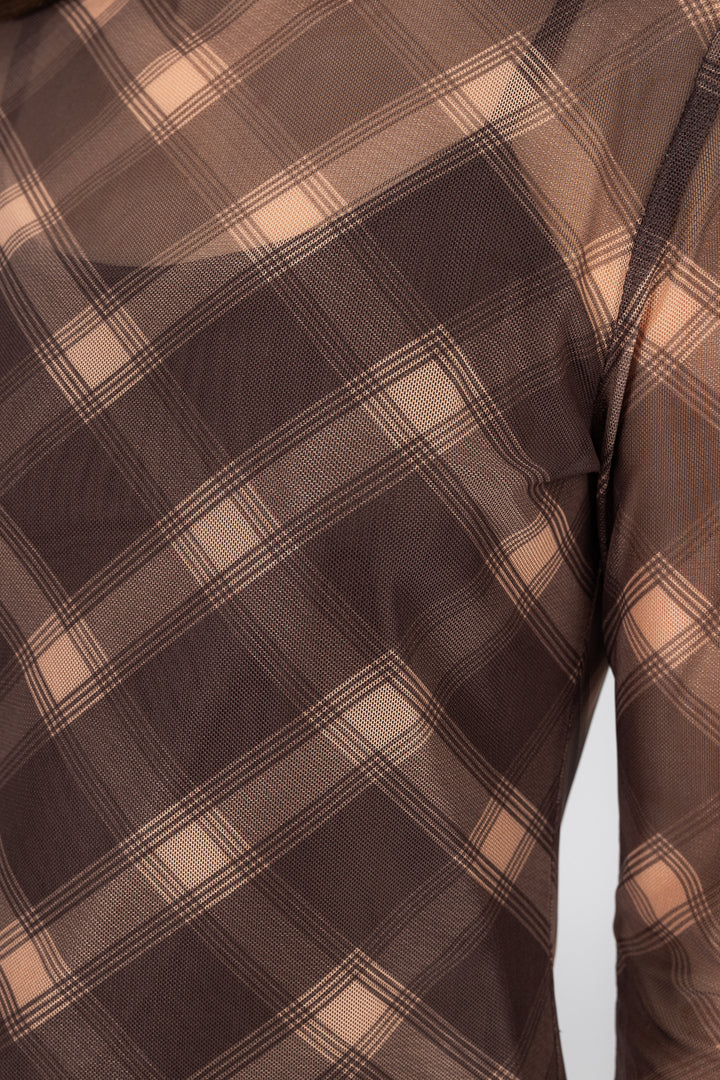 Blusa café con efecto degradado de manga larga