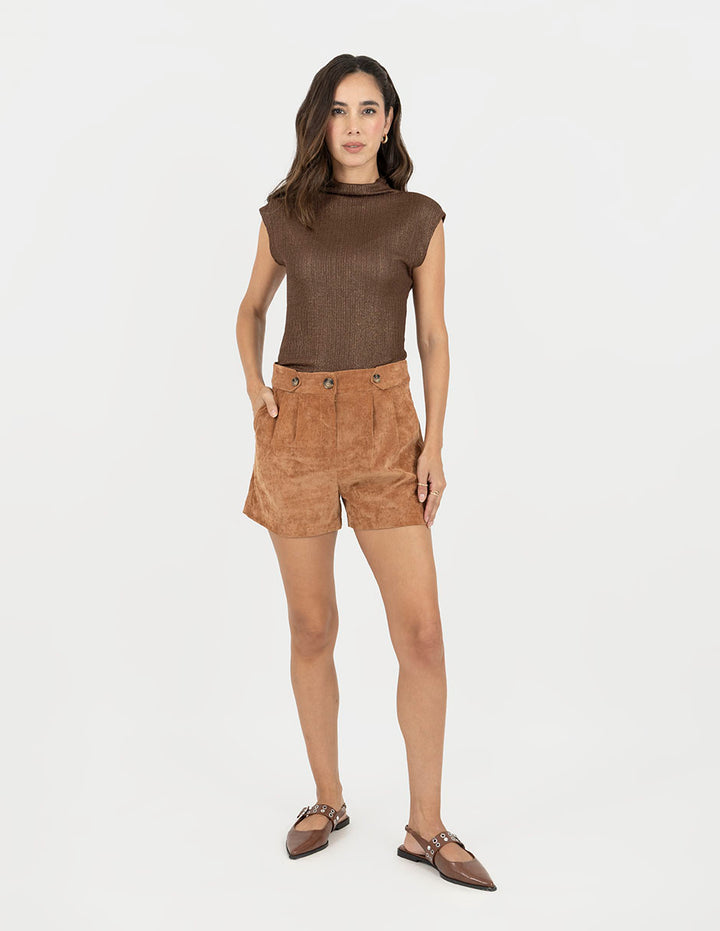 Short camel de vestir