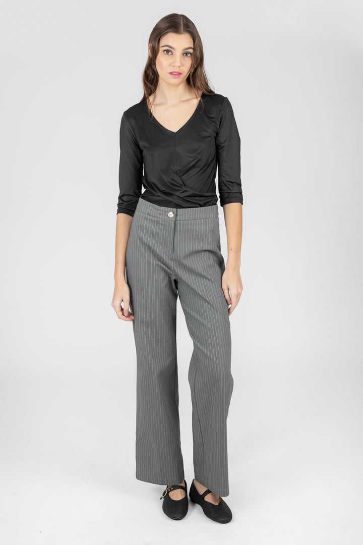 Blusa negra de mangas 3/4