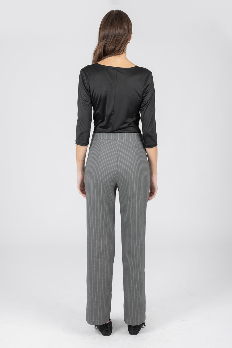 Blusa negra de mangas 3/4