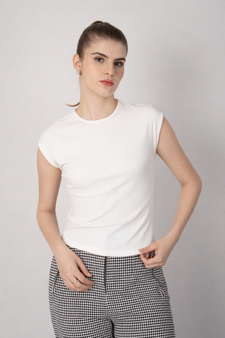 Blusa de manga corta (disponible en blanco y gris)