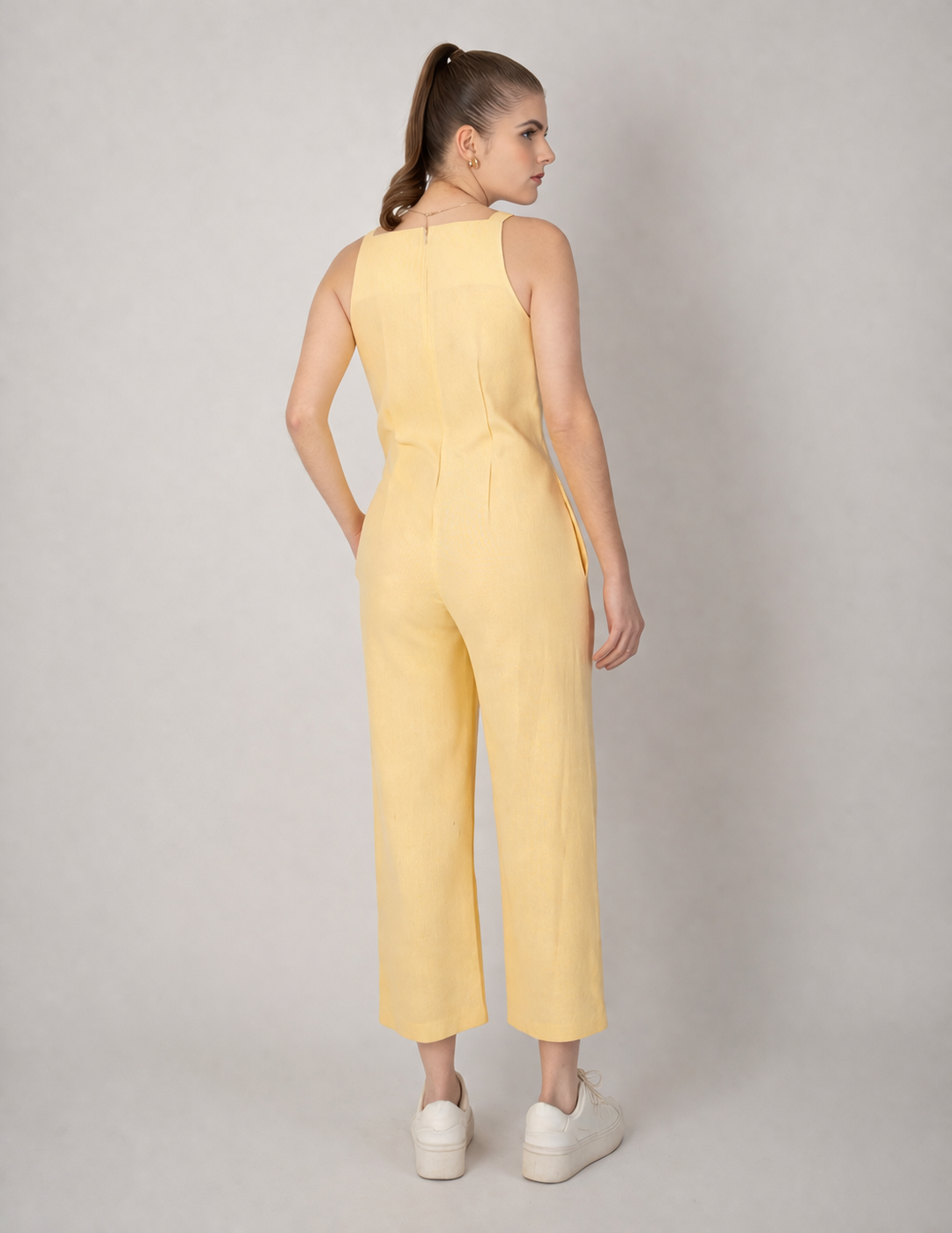 Jumpsuit largo sin mangas (disponible en rosa y amarillo)