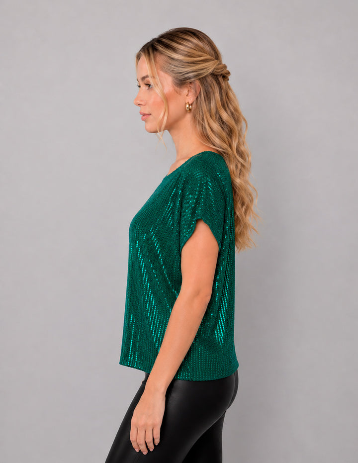 Blusa verde de lentejuelas y manga corta