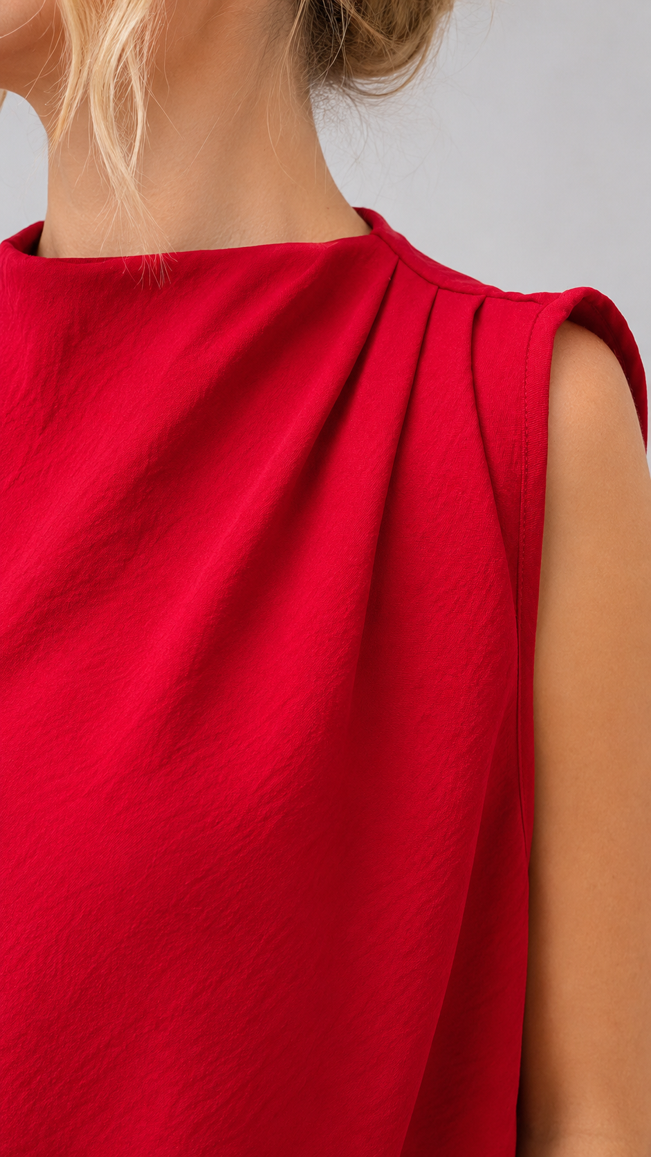 Blusa roja de vestir sin mangas