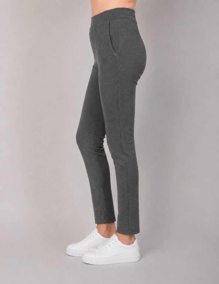 Pantalón de talle alto (disponible en azul y gris)