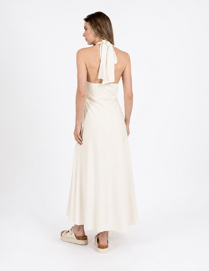 Vestido ivory con cuello halter