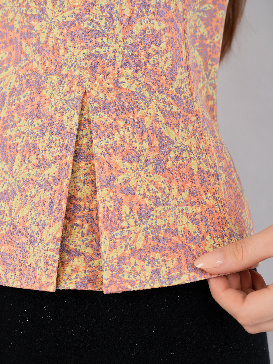 Blusa de tirantes estampada  (disponible en fiusha y coral)