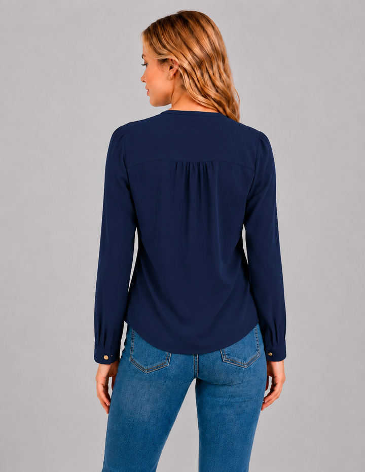 Blusa azul marino de manga larga
