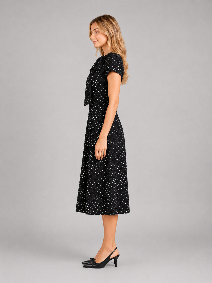 Vestido de dots largo y cuello redondo con jareta